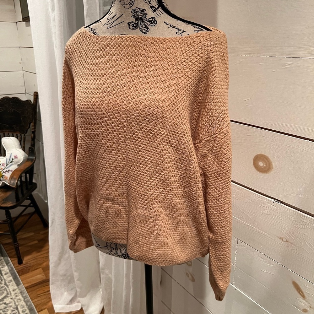 Nasty Gal Collection Women's Peach Sweater, size medium, GUC, spring, Easter
